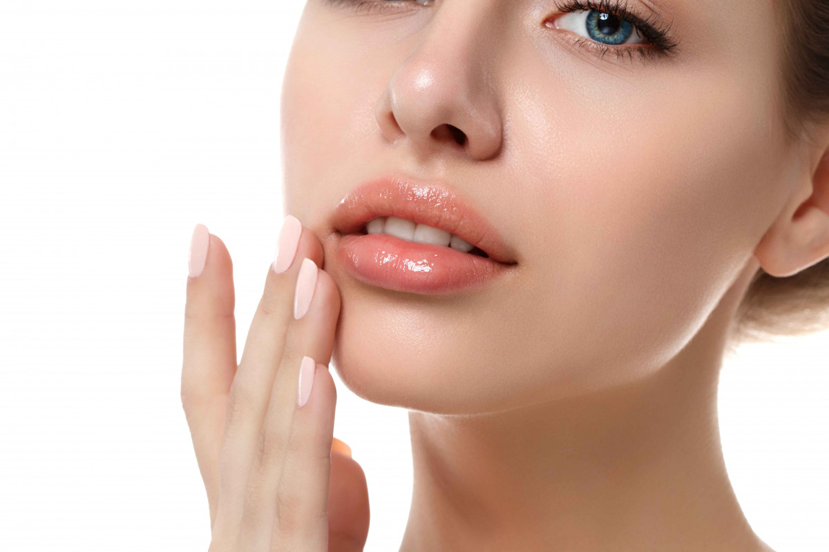 Hydrafacial Lips care